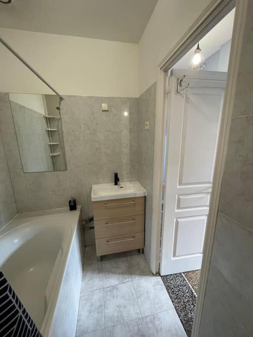 Nice Riviera Fabulous Seaside Apartment With 3 Bedrooms Extérieur photo